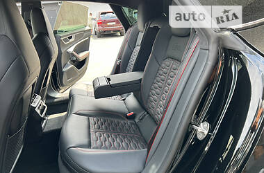 Лифтбек Audi RS7 Sportback 2021 в 