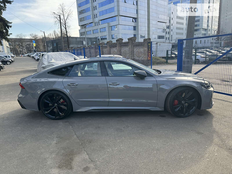 Лифтбек Audi RS7 Sportback 2021 в Киеве
