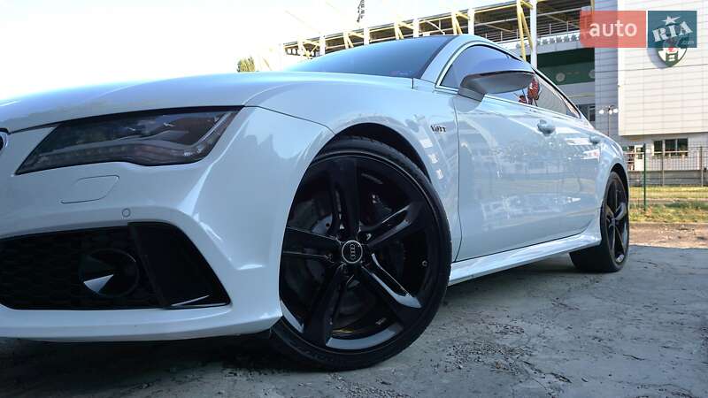 Лифтбек Audi RS7 Sportback 2014 в Киеве