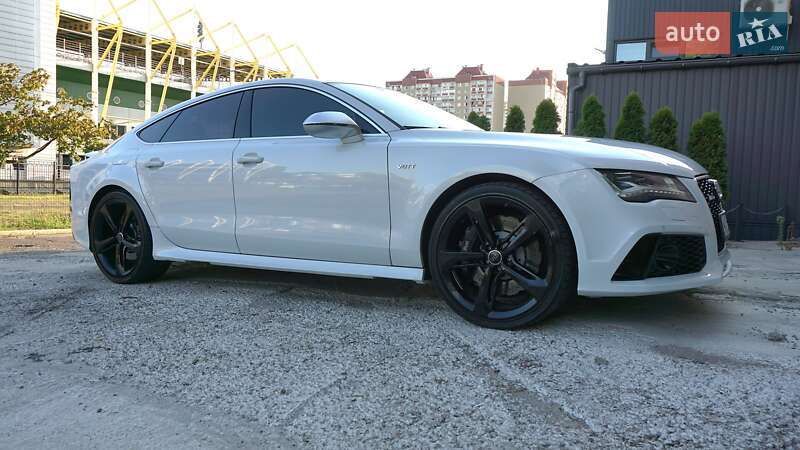 Лифтбек Audi RS7 Sportback 2014 в Киеве