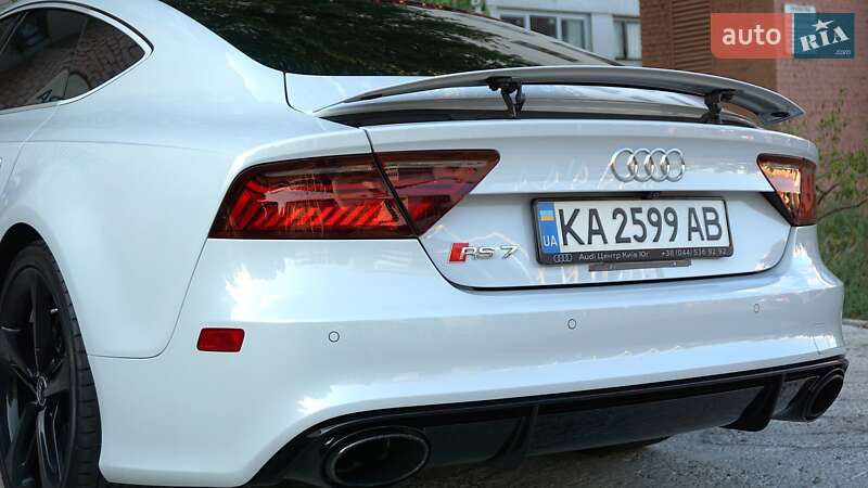 Лифтбек Audi RS7 Sportback 2014 в Киеве