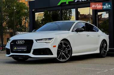 Лифтбек Audi RS7 Sportback 2016 в 