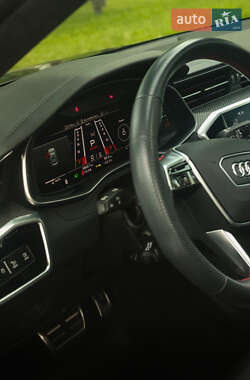 Лифтбек Audi RS7 Sportback 2021 в 