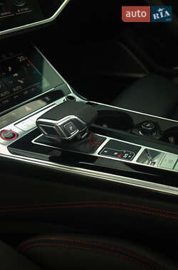 Лифтбек Audi RS7 Sportback 2021 в 