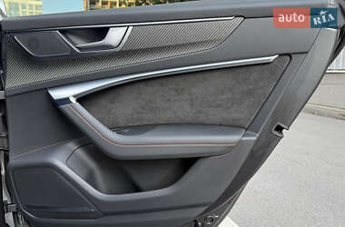 Лифтбек Audi RS7 Sportback 2021 в 
