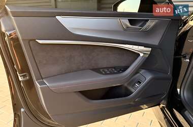 Лифтбек Audi RS7 Sportback 2020 в 