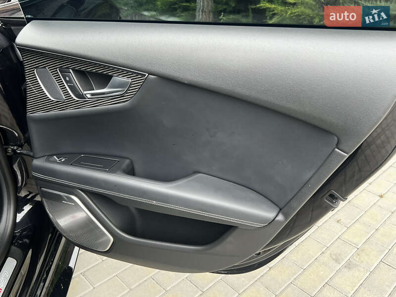 Ліфтбек Audi RS7 Sportback 2014 в Черкасах фото 56 Ліфтбек Audi RS7 Sportback 2014 в Черкасах