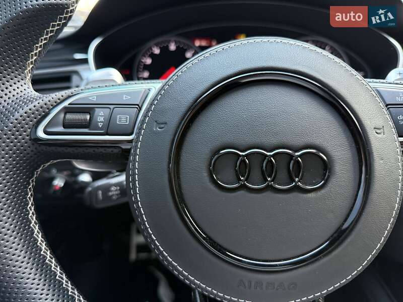 Лифтбек Audi RS7 Sportback 2016 в Киеве фото 48 Лифтбек Audi RS7 Sportback 2016 в Киеве