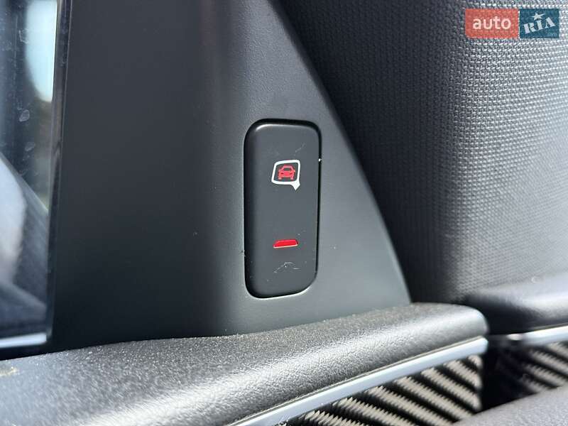 Лифтбек Audi RS7 Sportback 2016 в Киеве фото 53 Лифтбек Audi RS7 Sportback 2016 в Киеве