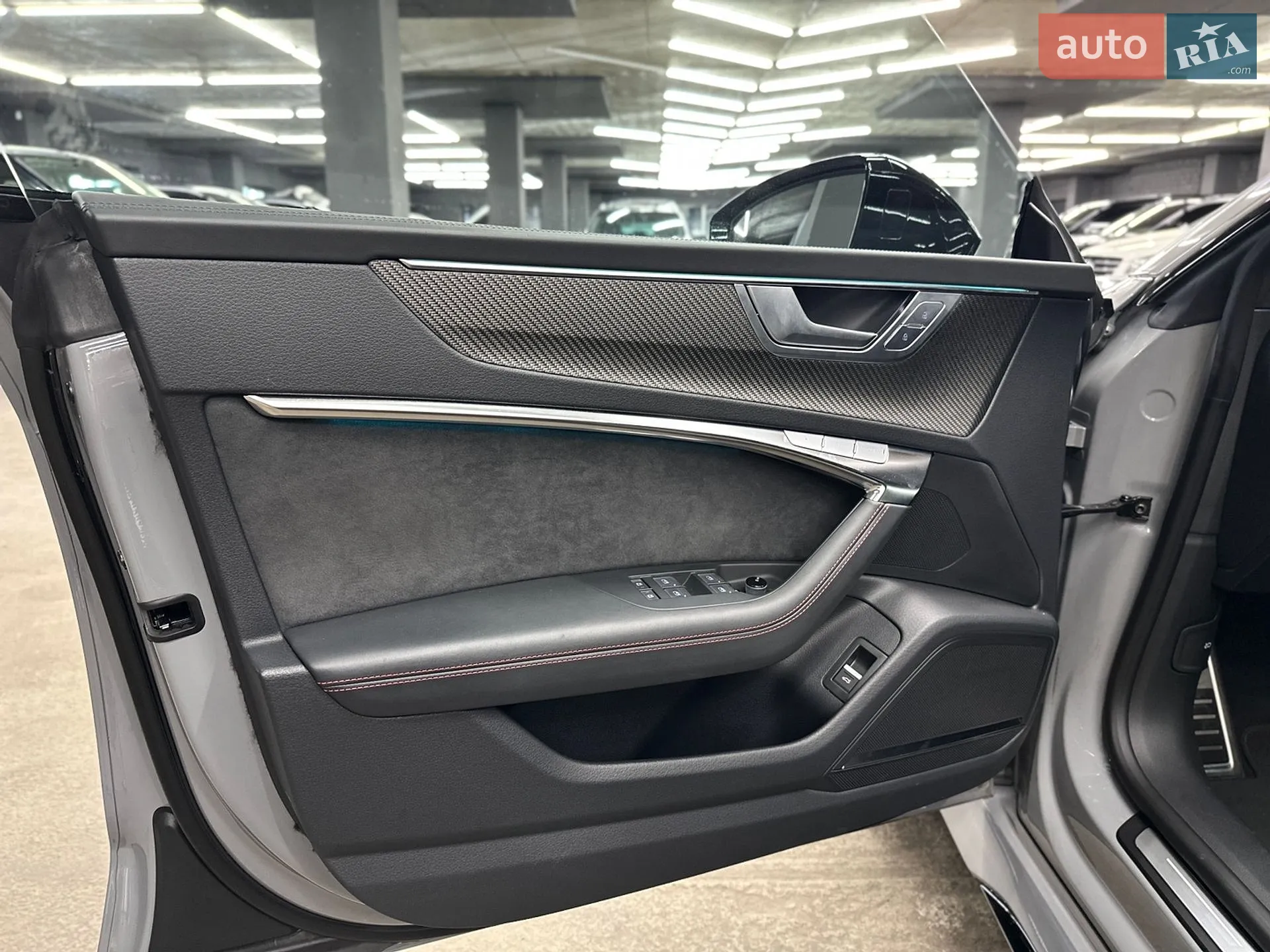 2025 Audi RS7 - мініатюра 19