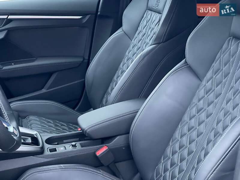 Хэтчбек Audi S3 Sportback 2021 в Ужгороде фото 22 Хэтчбек Audi S3 Sportback 2021 в Ужгороде