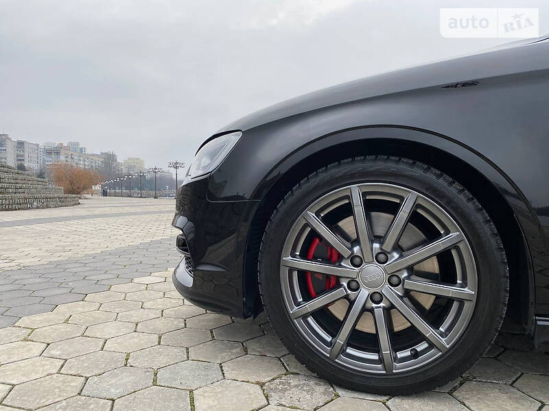 Седан Audi S3 2016 в Днепре