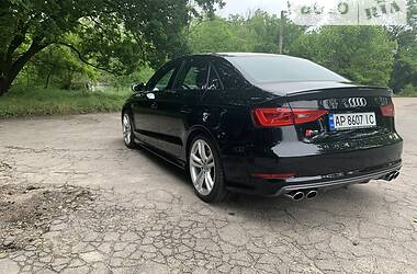 Седан Audi S3 2015 в Запоріжжі