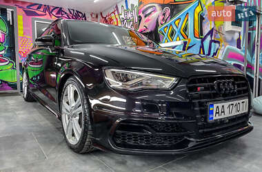 Хэтчбек Audi S3 2014 в 