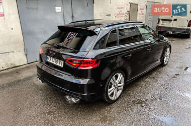 Хэтчбек Audi S3 2014 в 