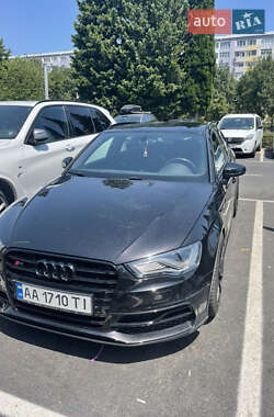 Хэтчбек Audi S3 2014 в 