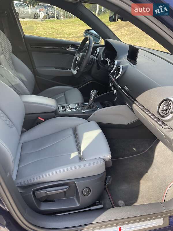 Седан Audi S3 2019 в Киеве фото 16 Седан Audi S3 2019 в Киеве