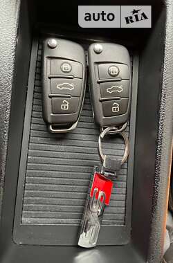 Хэтчбек Audi S3 2008 в 