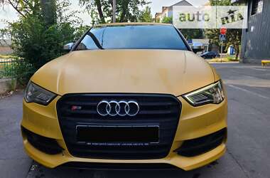 Седан Audi S3 2015 в Николаеве