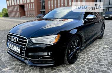 Седан Audi S3 2015 в 