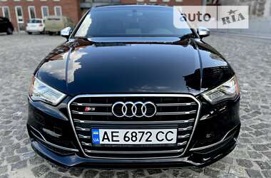 Седан Audi S3 2015 в 
