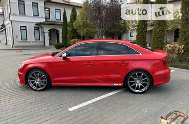 Седан Audi S3 2014 в Одесі