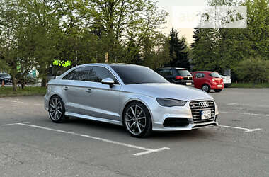 Седан Audi S3 2015 в Киеве