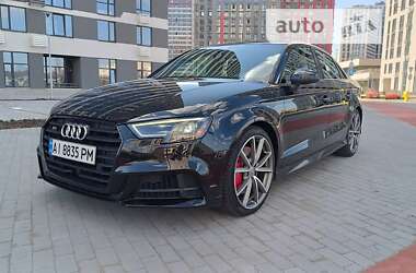 Седан Audi S3 2016 в Киеве