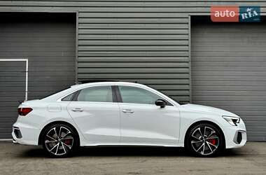 Седан Audi S3 2022 в Киеве