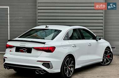 Седан Audi S3 2022 в Киеве