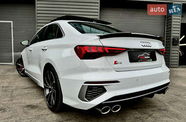 Седан Audi S3 2022 в Киеве