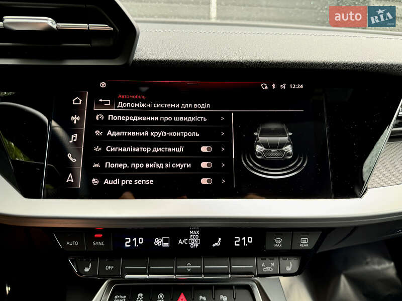 Седан Audi S3 2022 в Киеве
