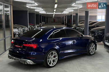 Седан Audi S3 2016 в 