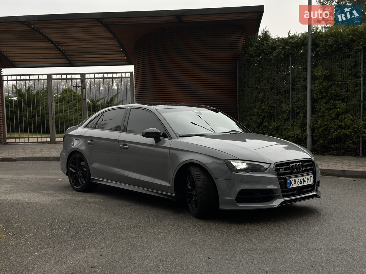 2017 Audi S3 - мініатюра 13