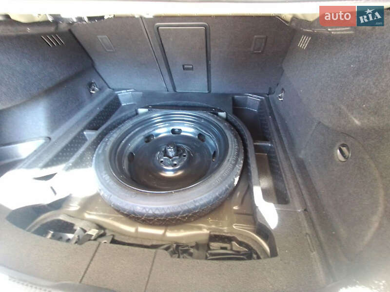 Седан Audi S3 2014 в Днепре