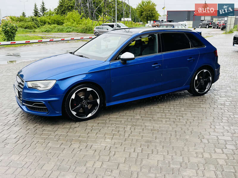 Хэтчбек Audi S3 2016 в Виннице