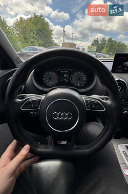 Седан Audi S3 2015 в 