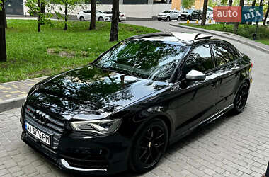 Седан Audi S3 2015 в 