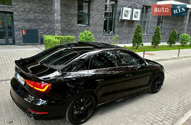 Седан Audi S3 2015 в 