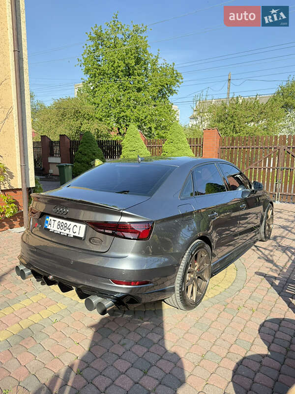 Седан Audi S3 2017 в Коломые