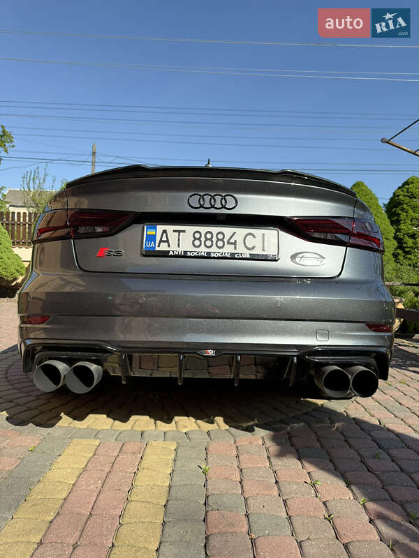 Седан Audi S3 2017 в Коломые