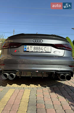 Седан Audi S3 2017 в 