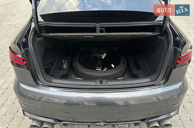 Седан Audi S3 2017 в 