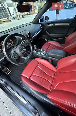 Седан Audi S3 2017 в 