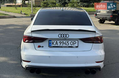 Седан Audi S3 2016 в Киеве