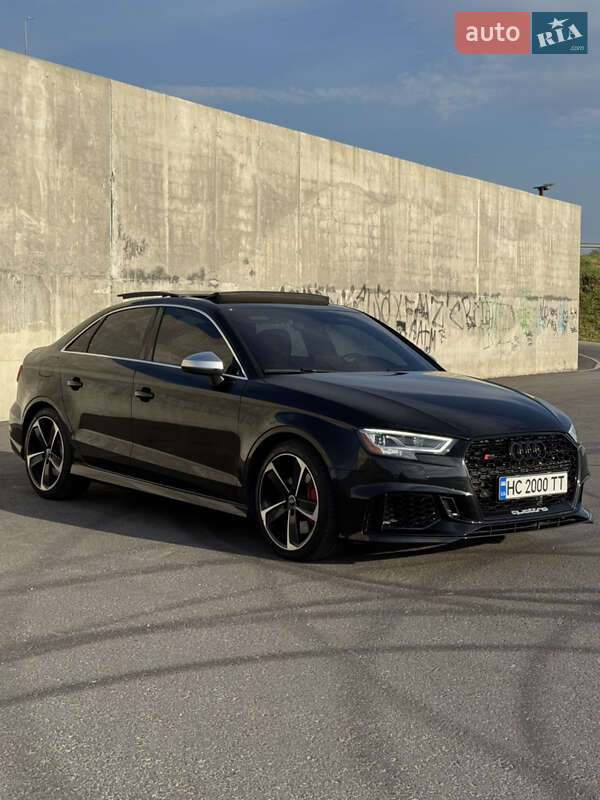 Седан Audi S3 2017 в Львове