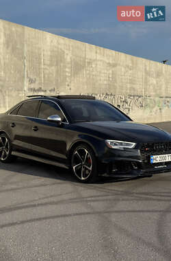 Седан Audi S3 2017 в 