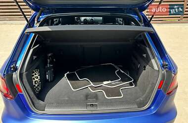 Хэтчбек Audi S3 2015 в 