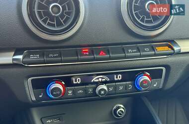 Седан Audi S3 2020 в 