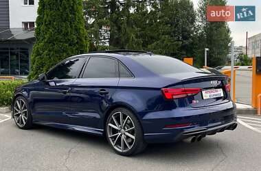 Седан Audi S3 2017 в 